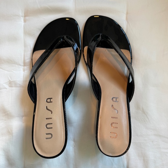 Unisa Black Patent Leather Sandals - Picture 1 of 4
